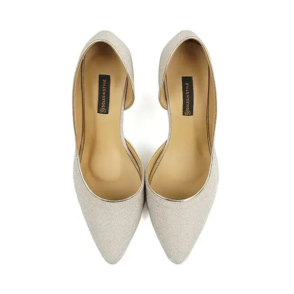 Shine Bright Like a Diamond in These Gold Pumps SNS-924011
